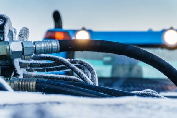 Hydraulic Fittings in Freezing Temperatures