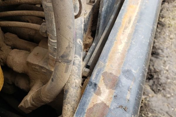 Hydraulic hose Fail leakage
