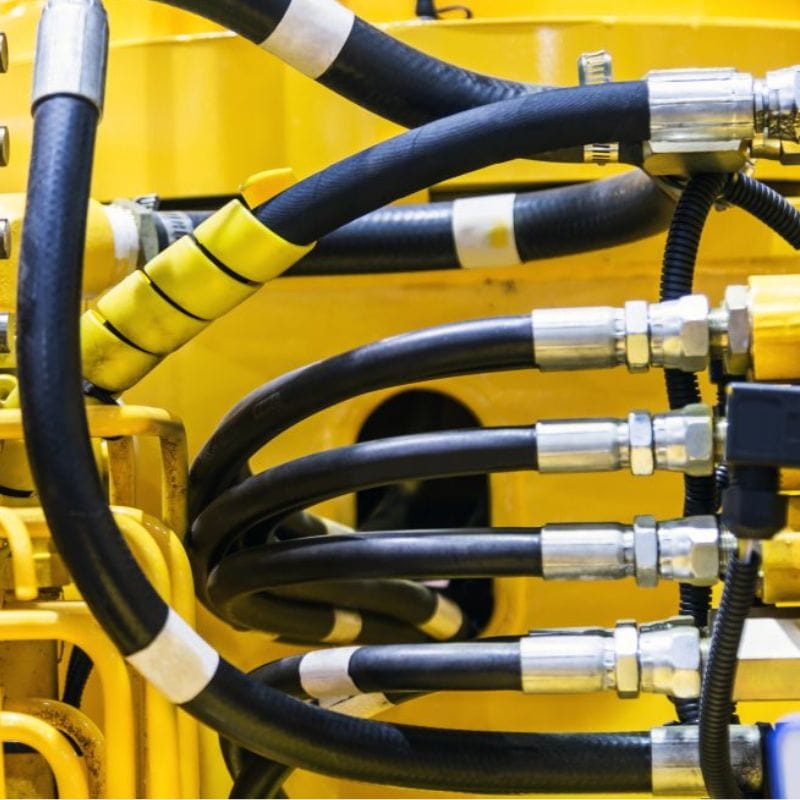 Hydraulic hoses working