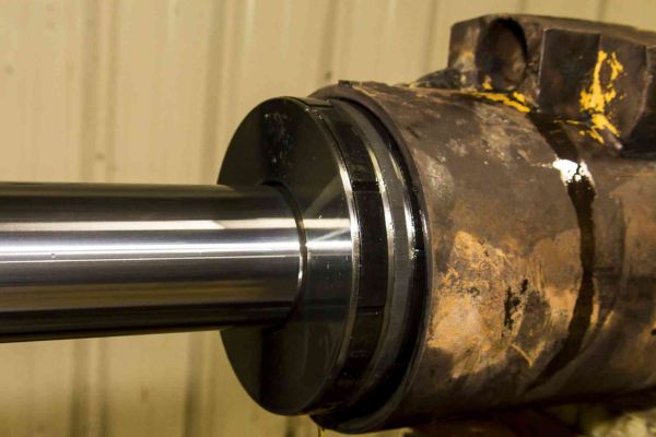 Hydraulic Cylinders Fail to Lift