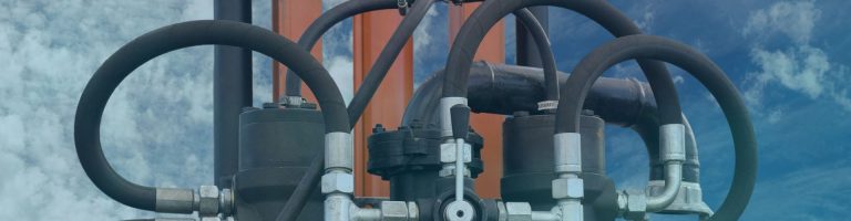Guide to Hydraulic Hose Installation: Bend Radius Standards