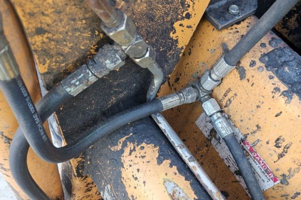 Hydraulic Hose fail aging