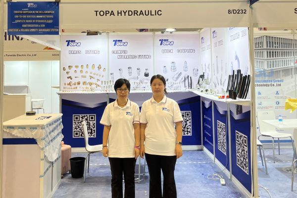 WIN Eurasia 2025 Exhibition Topa Employee