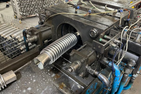 universal exhaust flex pipe Manufacturer