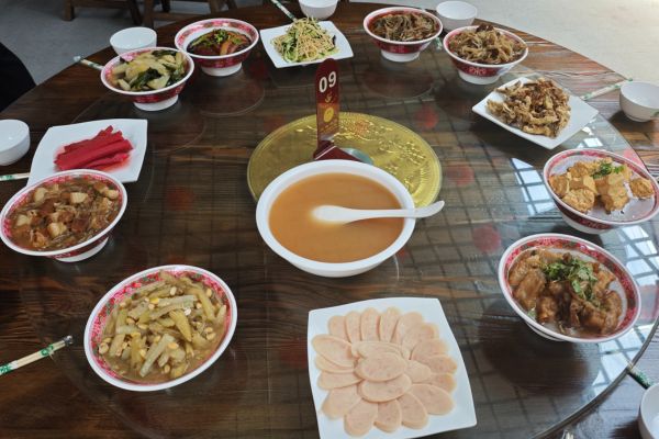 eight bowl