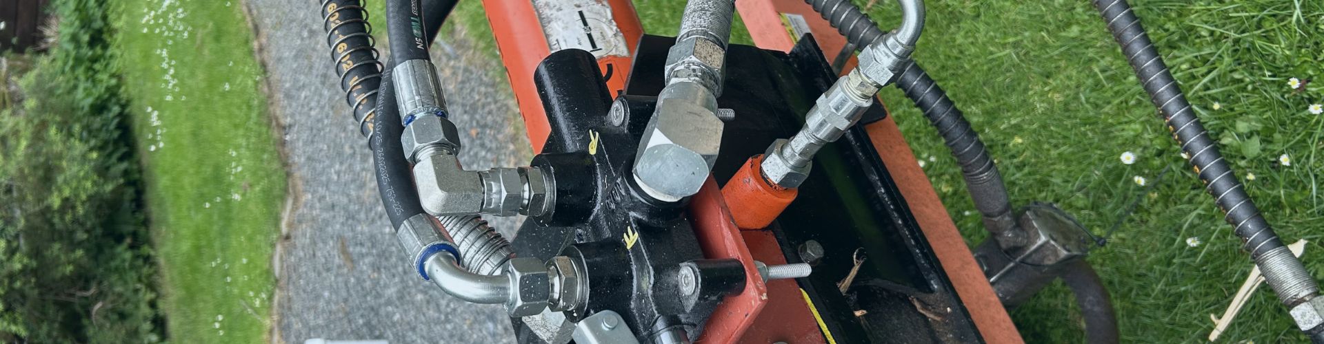 How Are Hydraulic Fittings Tested for Extreme Environments