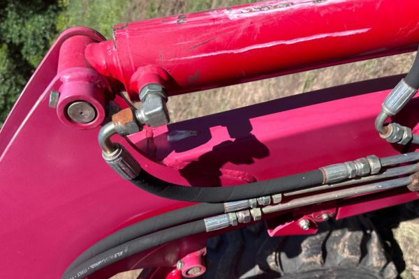 Installation Mistakes Damage Excavator Hoses