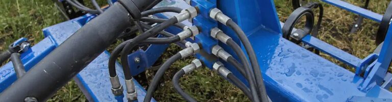 Why Does R7 Thermoplastic Hose Kink Easily in Tight Routing?