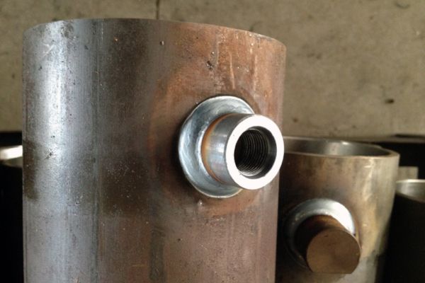 hydraulic cylinders port