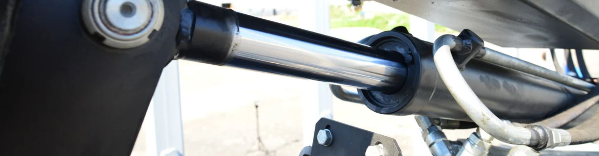 Internal Vs External Hydraulic Cylinder Leakage: What Is The Difference?