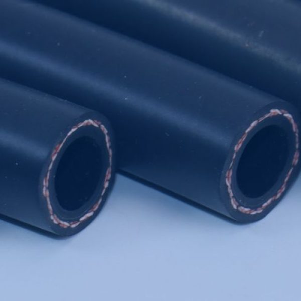 10 Key Features That Make a Hydraulic Hose Stand Out