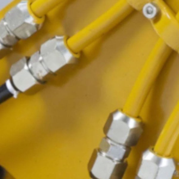 Choosing Hydraulic Hoses banner