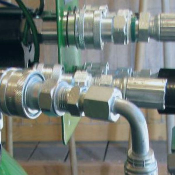 How Do Poor Crimps Cause Excavator Hose Blow-Offs