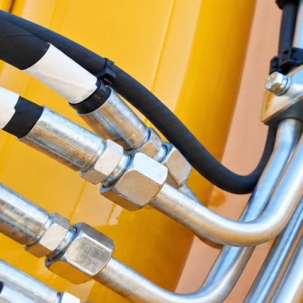 How to Find Burrs on One-Piece Hydraulic Fittings