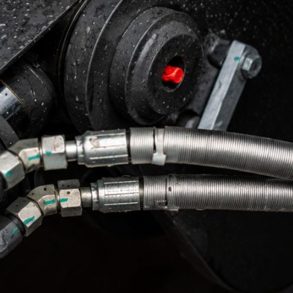 How to Inspect Hydraulic Fittings Upon Delivery
