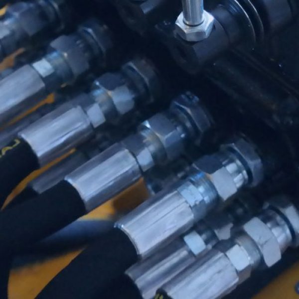 How to Safely Repair Hydraulic Fittings in the Field