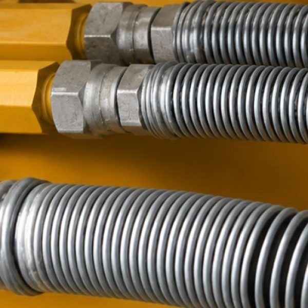 Hydraulic Fluid Compatibility for One-Piece Fitting Selection