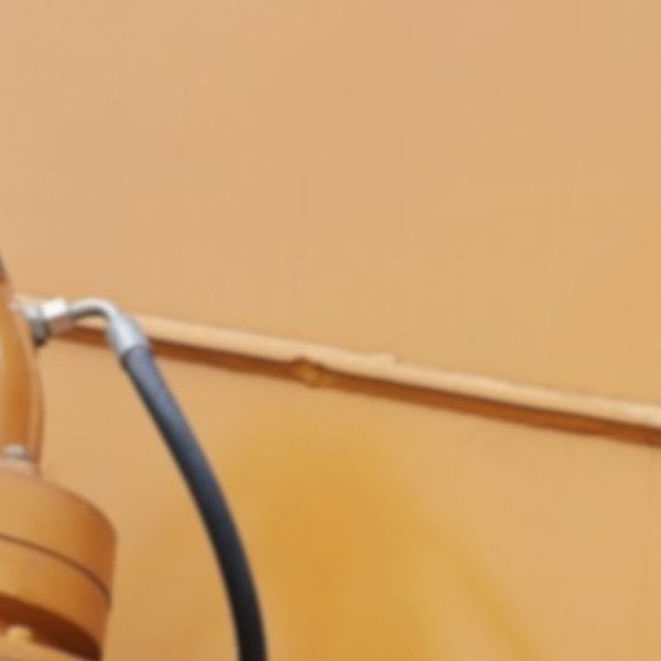 Hydraulic Fluid Leaks banner