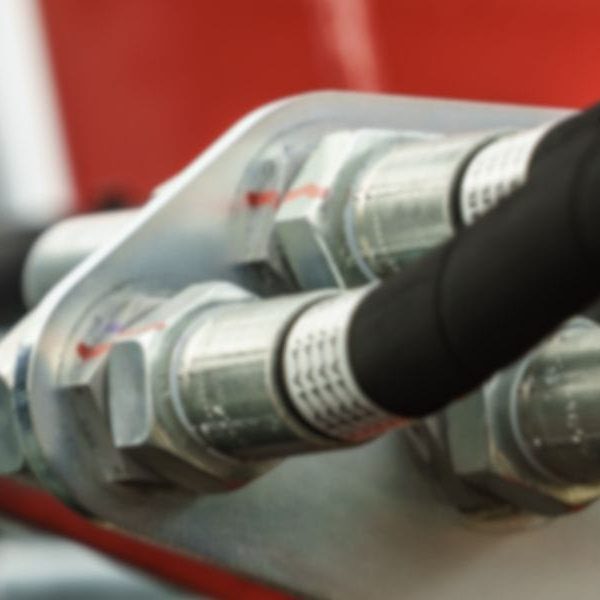 Hydraulic Hose Orientation banner