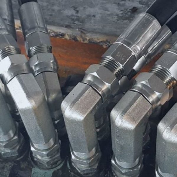 Hydraulic Hoses Tested for True Safety