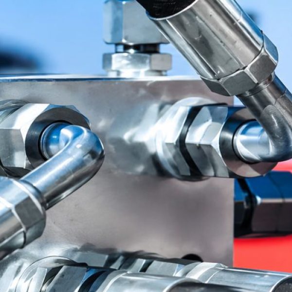 ORFS vs JIC One-Piece Fittings for Vibration and Leakage Control