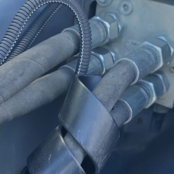 Preventing Hydraulic Hose Leaks banner