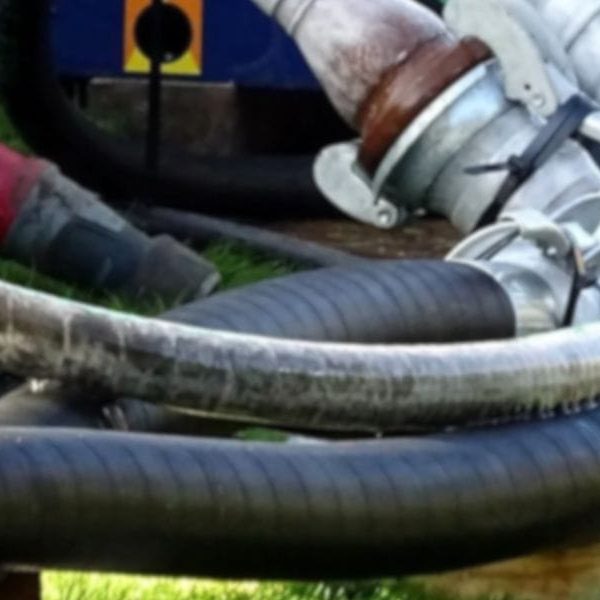 Suction vs. Discharge Hose banner