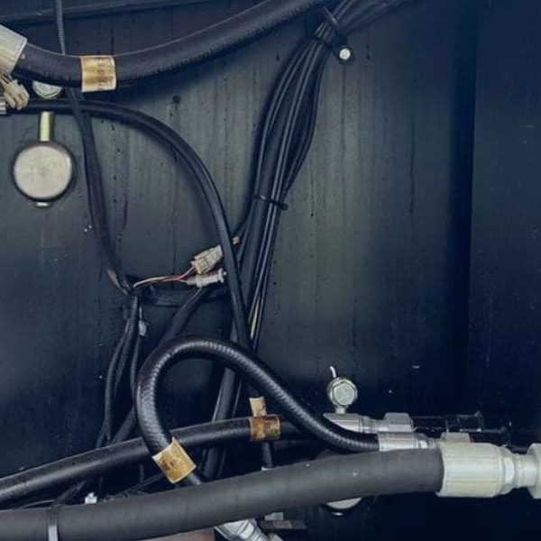 The Hidden Dangers of Hydraulic System Vibrations banner