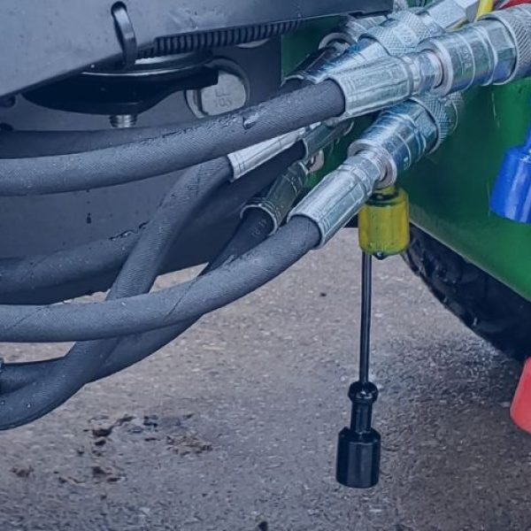 What Are the Applications for Hoses in Construction banner