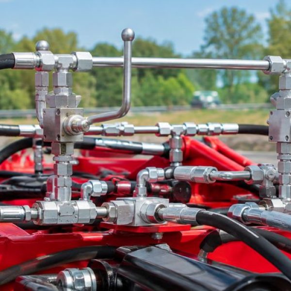 What Causes Ferrule Cracking After Hose Crimping