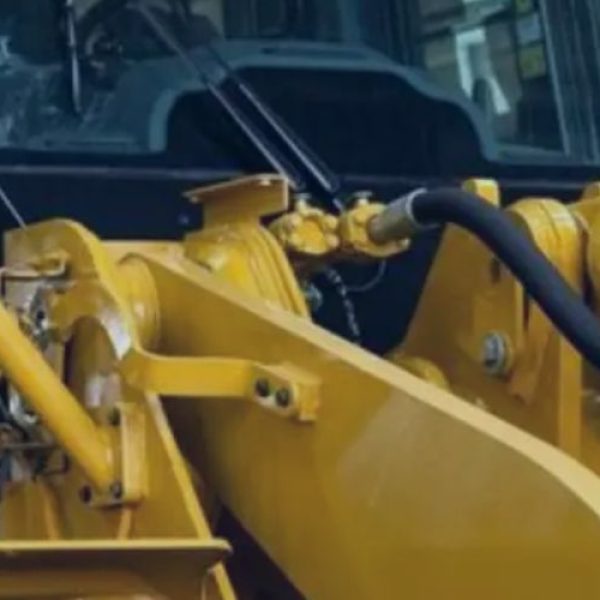 What's the Best Material for Hydraulic Fittings