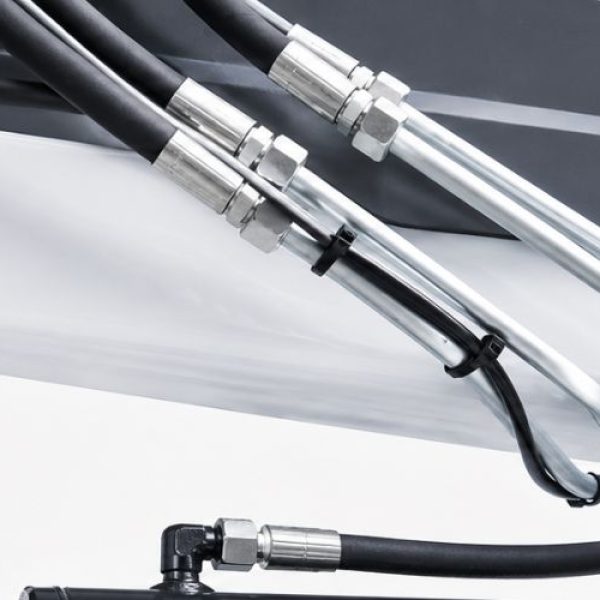 Why “1-Inch Flange” Is Not A Complete Hydraulic Fitting Quote