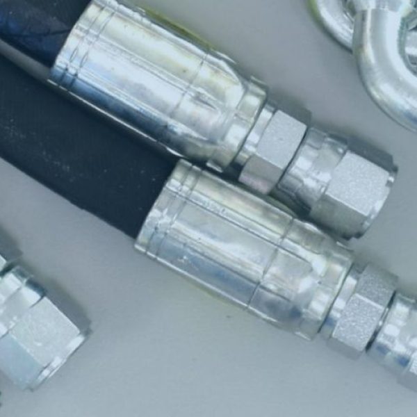 Why Do Tractor Hydraulic Hoses Fail During Peak Seasons