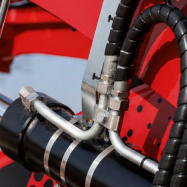 Why Does Twin-Line R8 Hose Fail in Synchronized Systems