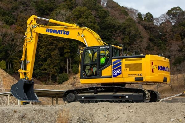 komastu excavator